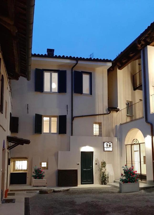 Le Case Di Angelina - Langhe Loft & Suites Farigliano Eksteriør bilde